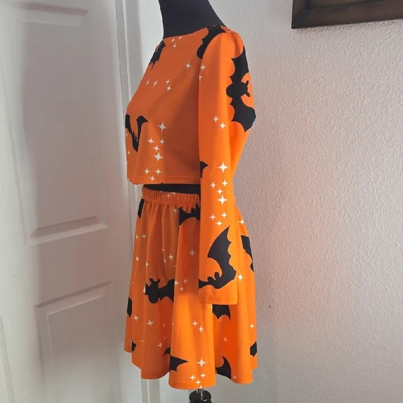 🩷SHEIN Orange Bat Print Halloween Dress - Picture 2 of 4